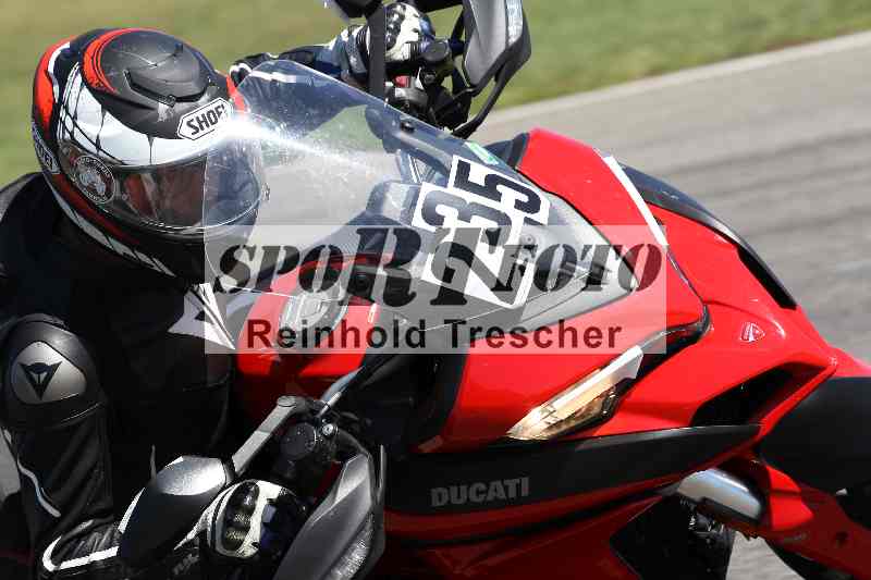 /43 08.08.2025 Discover the Bike ADR/Bike 1 gruen/235